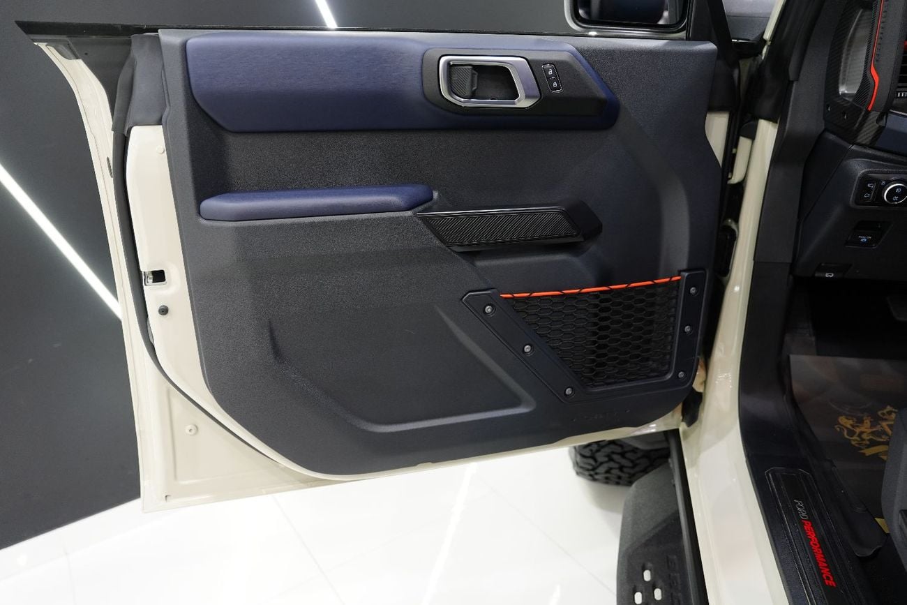 فورد برونكو رابتور Full Off-Road Package, Al Tayer Warranty + Service!!