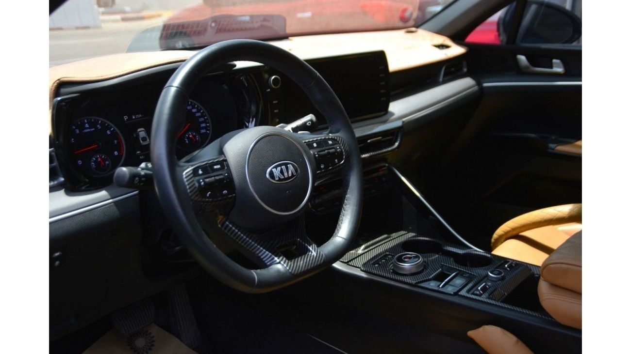 كيا K5 CLEAN TITLE //FULL OPTION--VERY GOOD CONDITION/تدخل السعودية