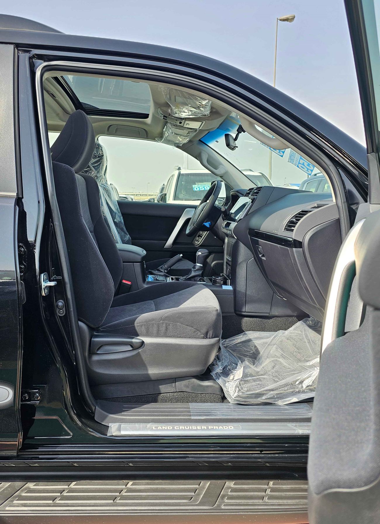 Toyota Prado TX-L  2.8L DIESEL "19" RIMS, SUNROOF, 4WD (CODE # PDTXL)