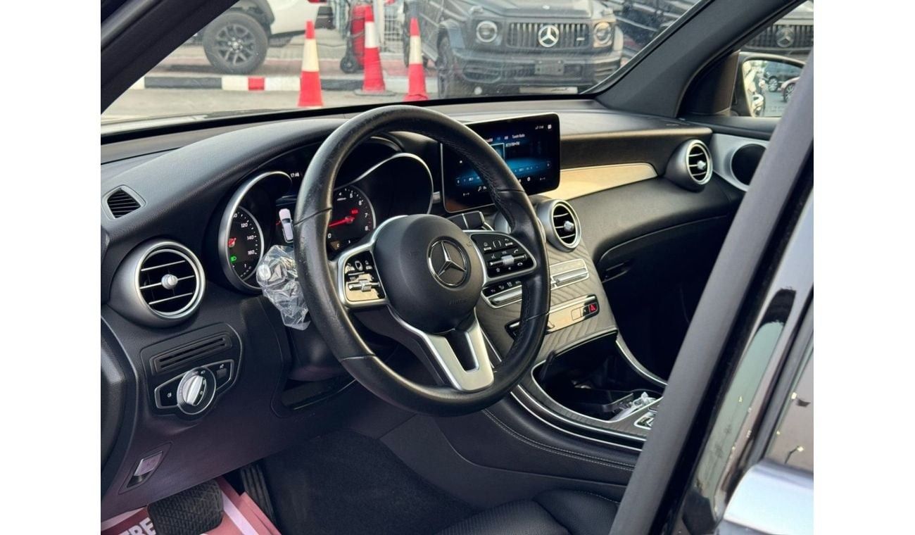 مرسيدس بنز GLC 300 4MATIC