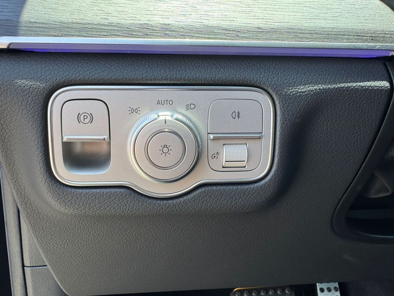 مرسيدس بنز GLS 450 2025 Mercedes Benz GLS-450 Mid Option Without HUD