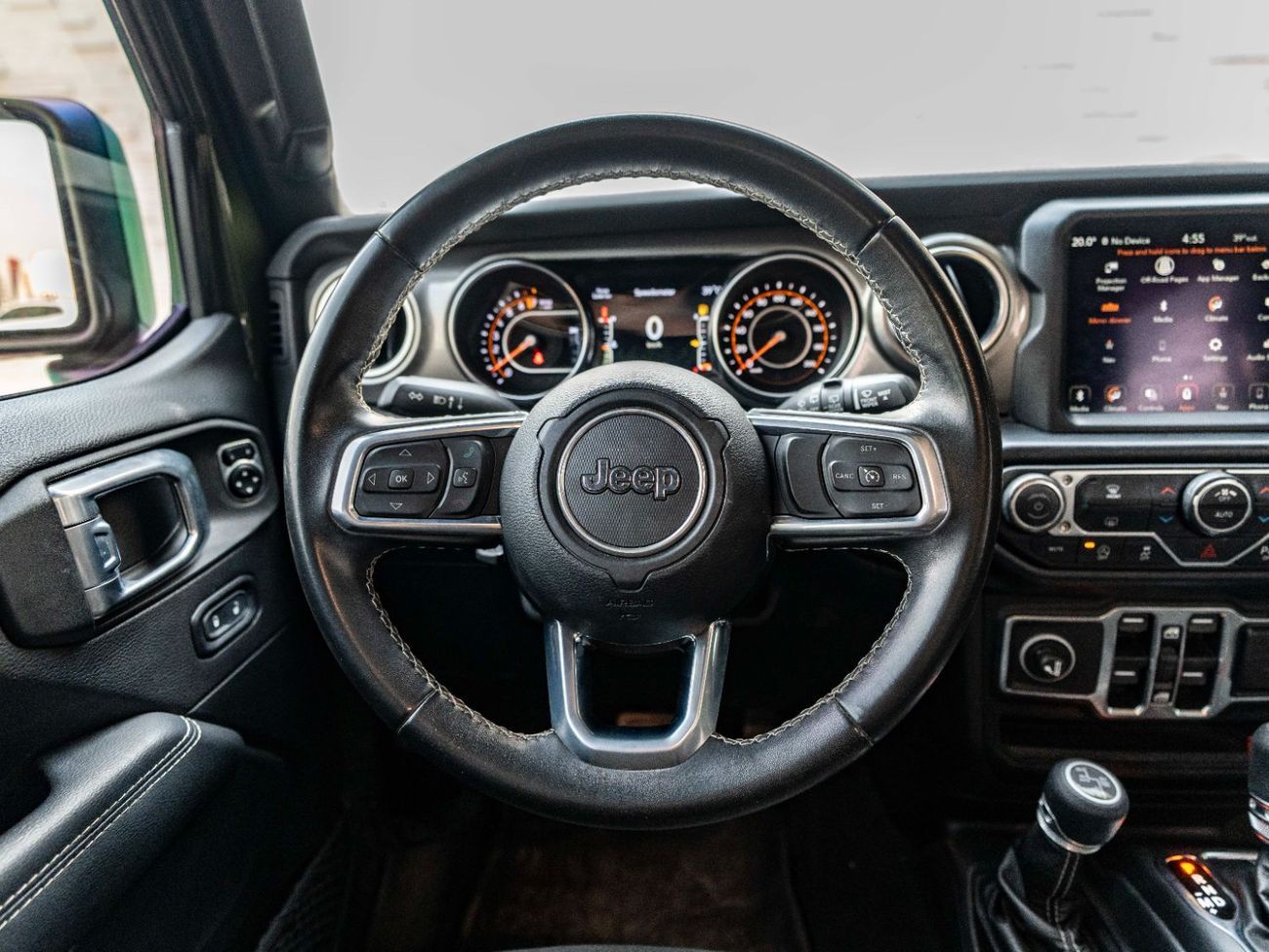 Jeep Wrangler Sahara 3.6L A/T (5 Seater)