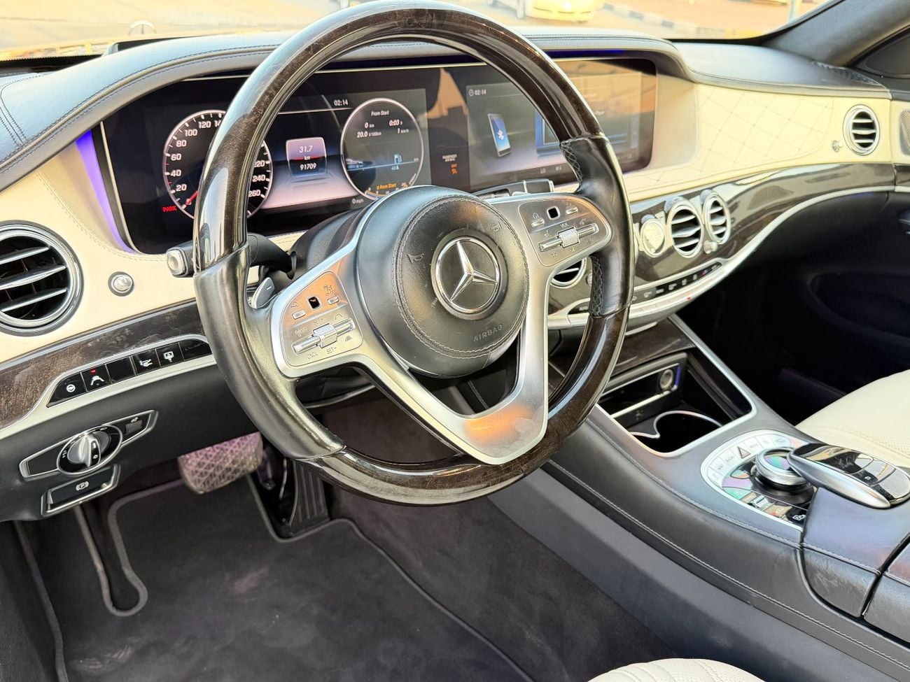 مرسيدس بنز S 560 Exclusive Edition 4.0L