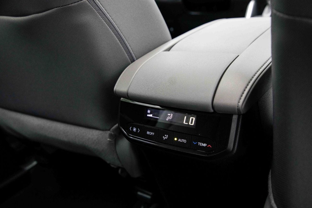 تويوتا هايلاندر GLE HEV 2.5L - Platinum White Pearl Inside Grey | Export Only