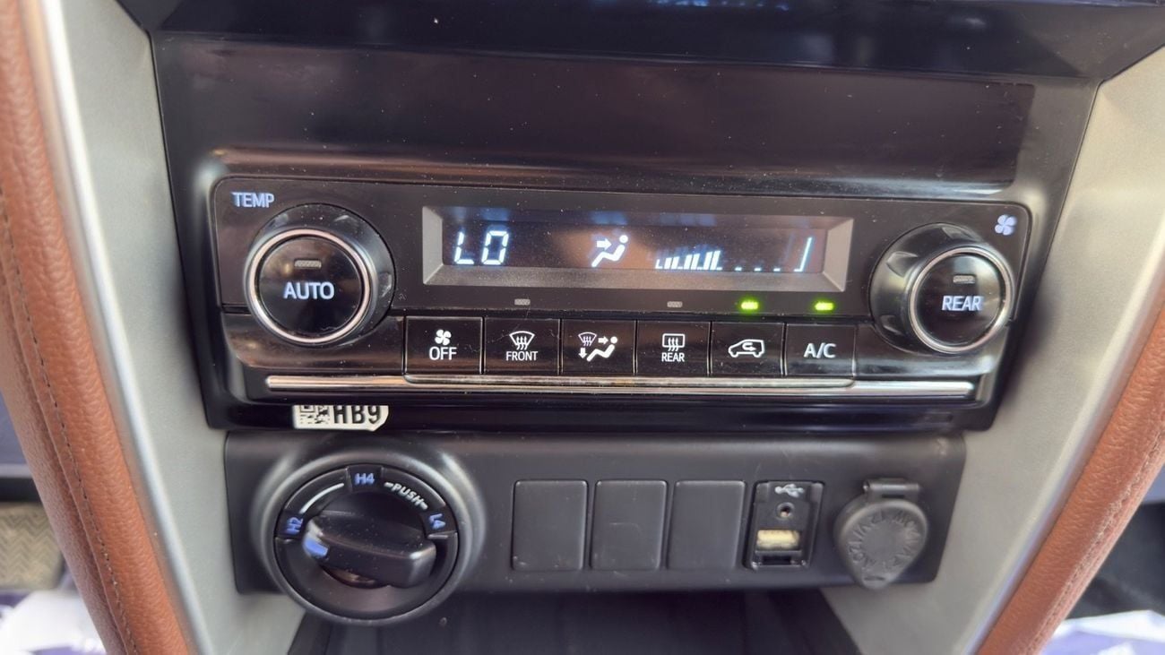 Toyota Fortuner GXR 4.0L (278 HP) V6 AUTOMATIC PETROL EXCELLENT CONDITION