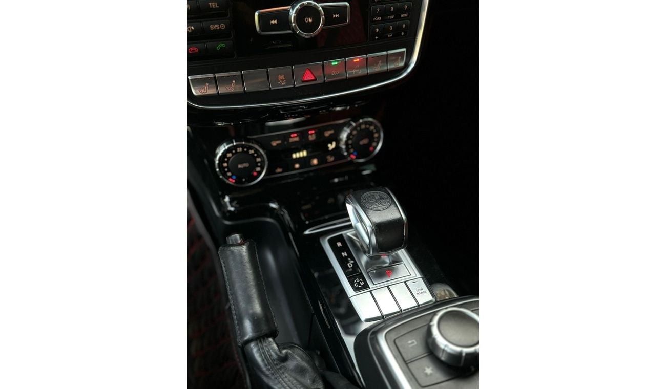 Mercedes-Benz G 63 AMG Std 5.5L