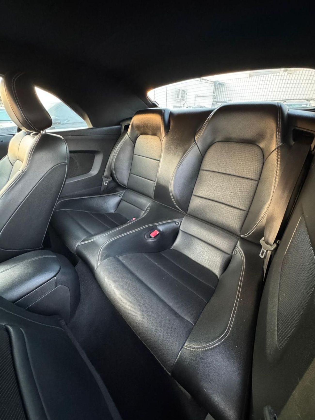 Ford Mustang GT Premium 5.0L V8