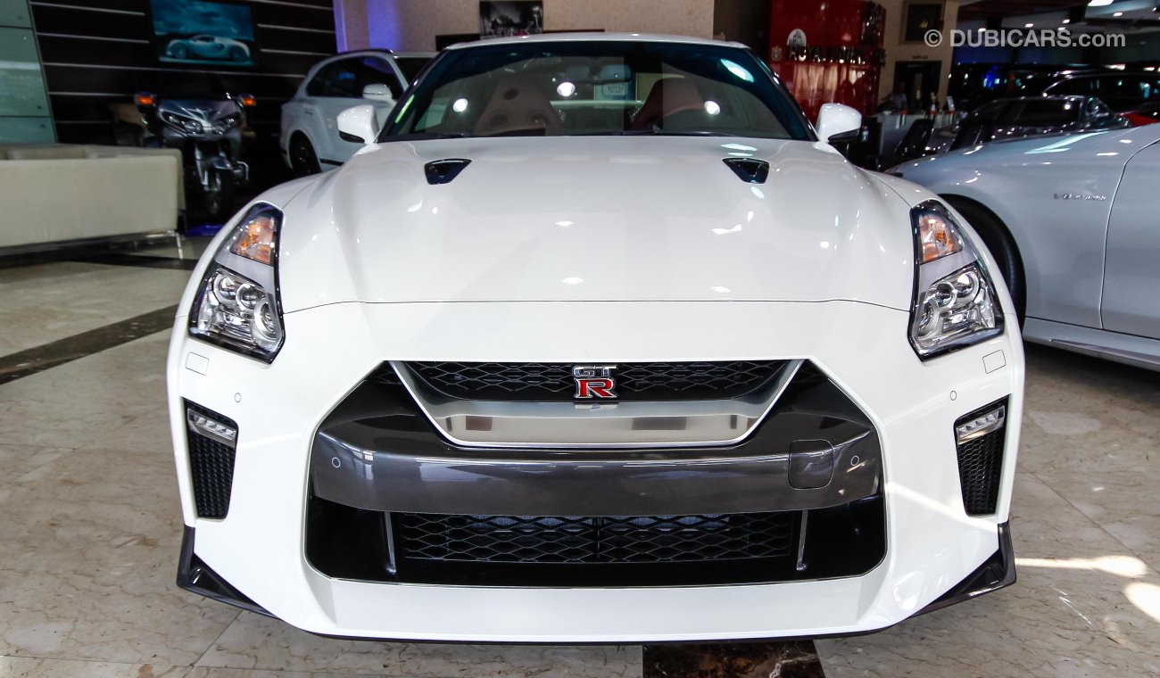 Nissan GT-R