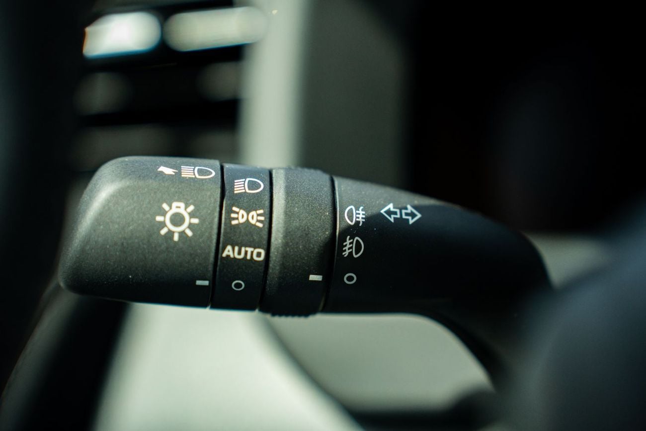 تويوتا لاند كروزر 2026 Toyota Land Cruiser GXR (4.0L V6)