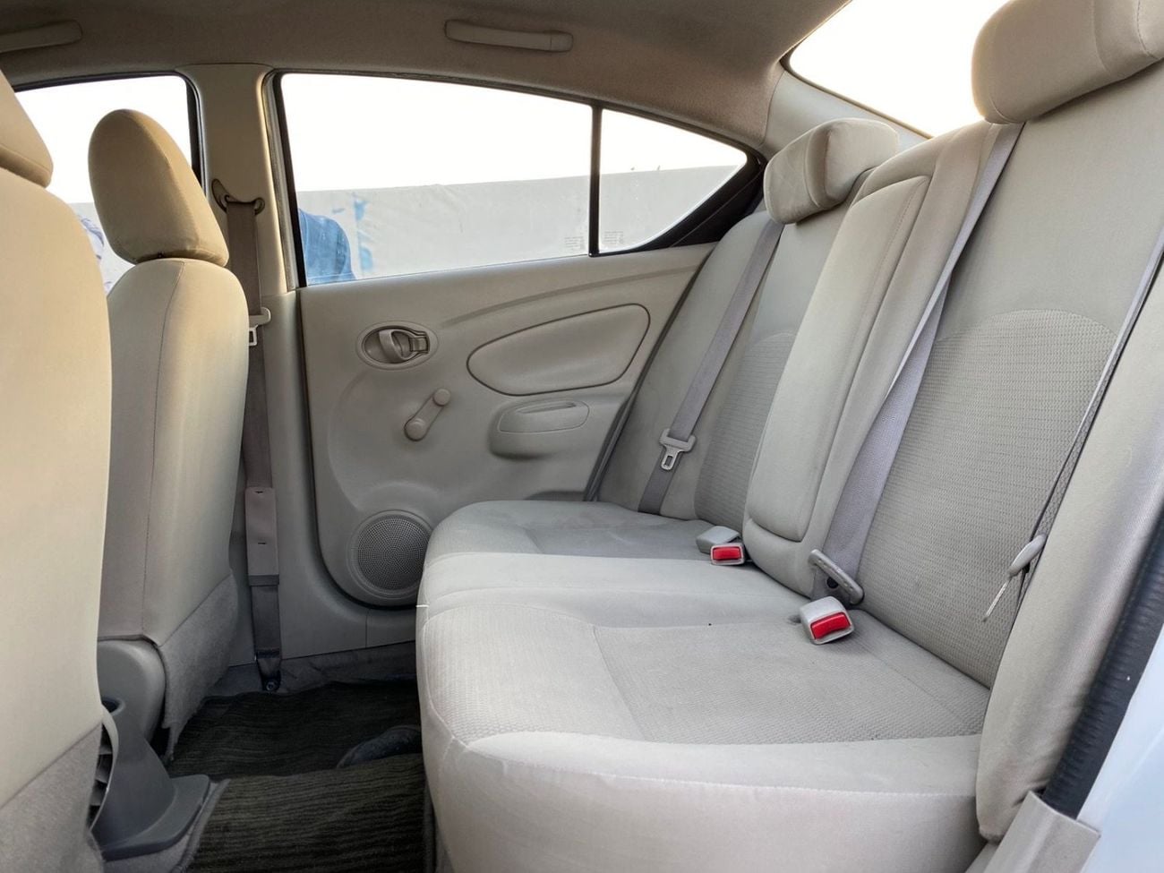 Nissan Sunny SV
