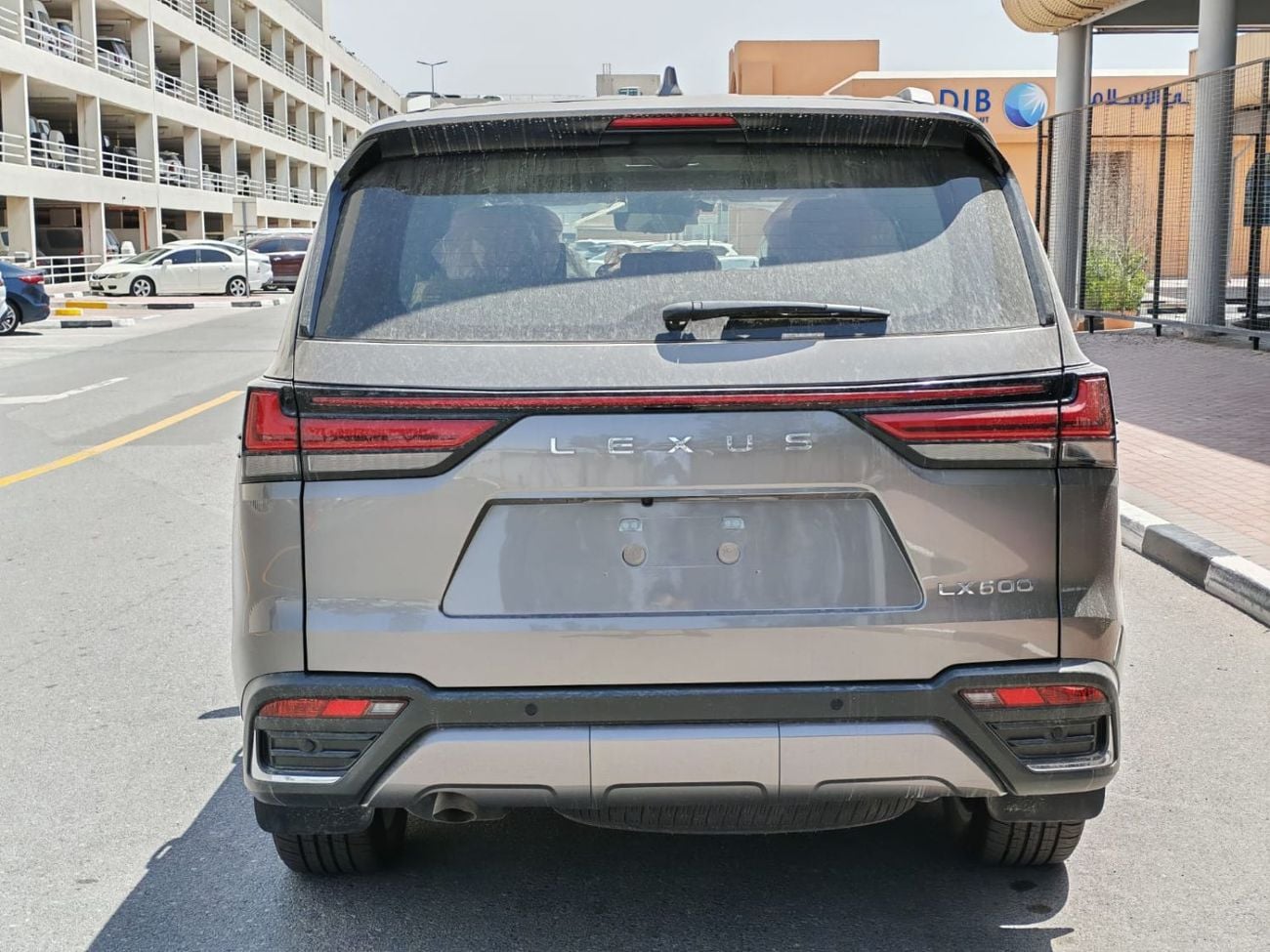 Lexus LX 600 2025 Lexus LX600 Urban (7-Seater) 3.5L V6 Twin-Turbo Petrol A/T 4WD Export Only