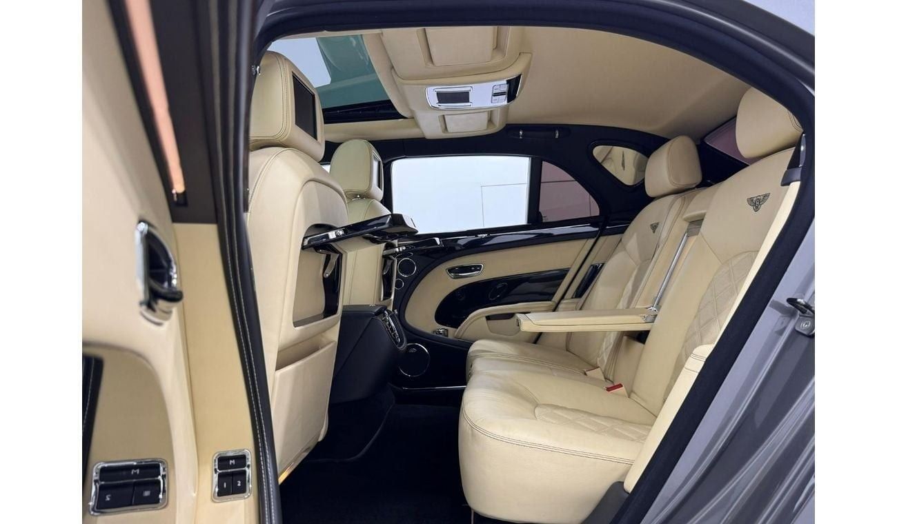 Bentley Mulsanne 2014 Bentley Mulsanne, Full Service History, Excellent Condition, GCC