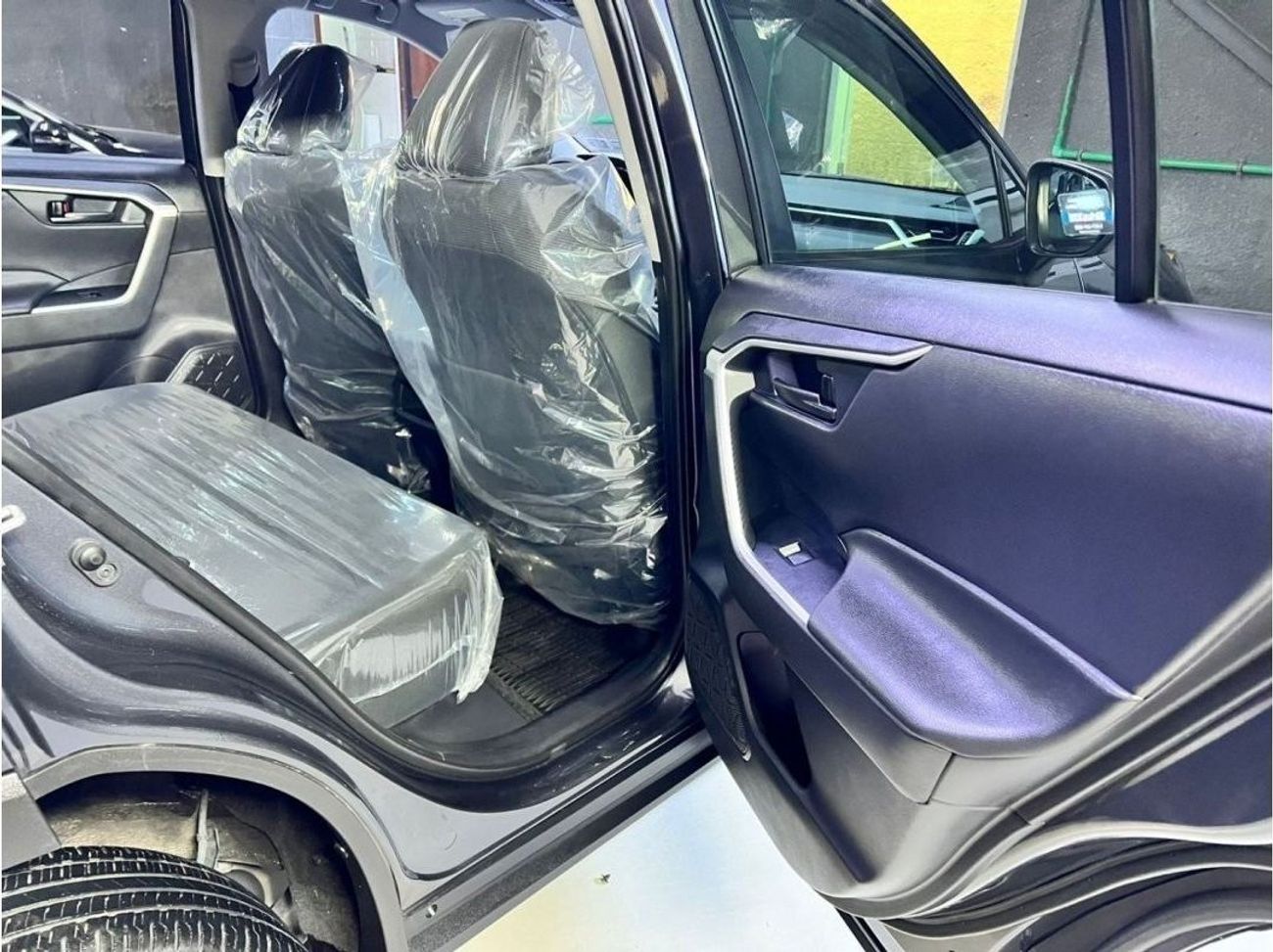 Toyota RAV4 LE Perfect inside and out