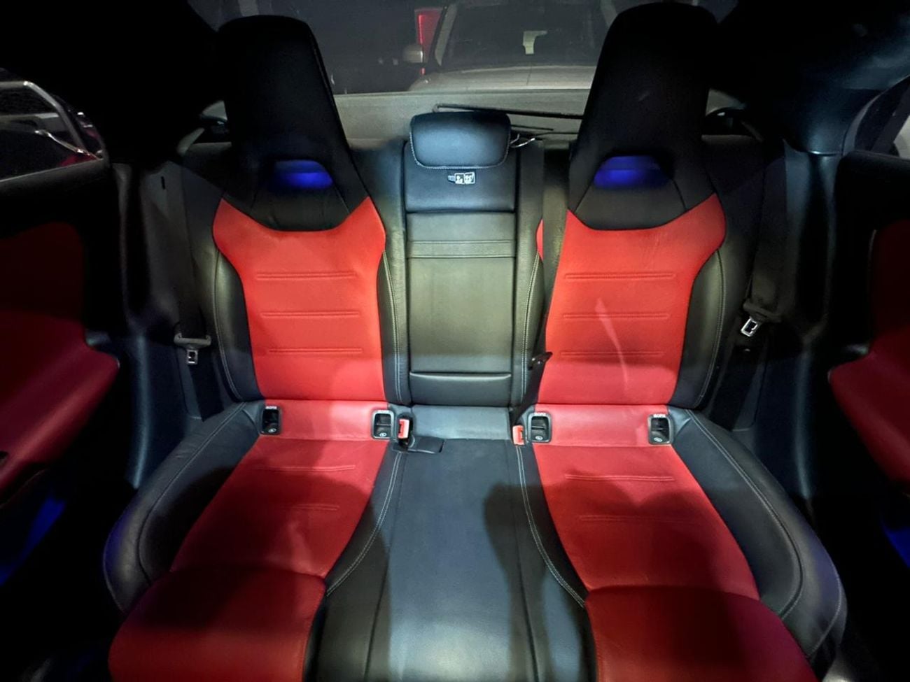 Mercedes-Benz CLA 250 Premium + 2.0L MERCEDES-BENZ CLA250 | GCC | 2020 | 1 OWNER + FULL SERVICE HISTORY (GARGASH)