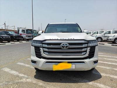 تويوتا لاند كروزر GXR