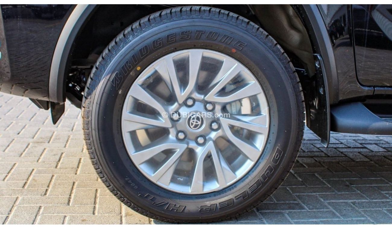 تويوتا فورتونر 2.8L V4 Turbo ABS 3x Airbags AT(EXPORT ONLY)