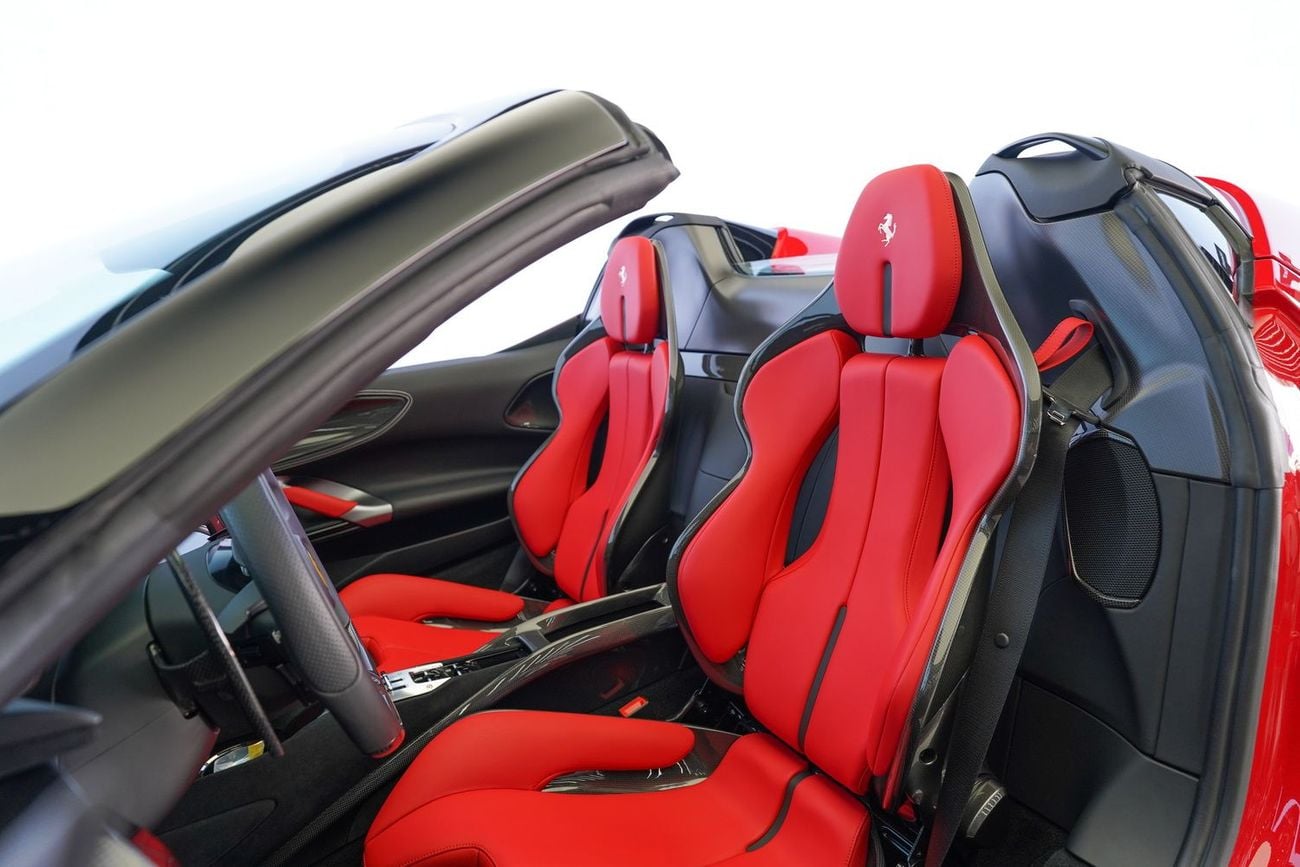 فيراري SF90 سبيدر assetto fiorano