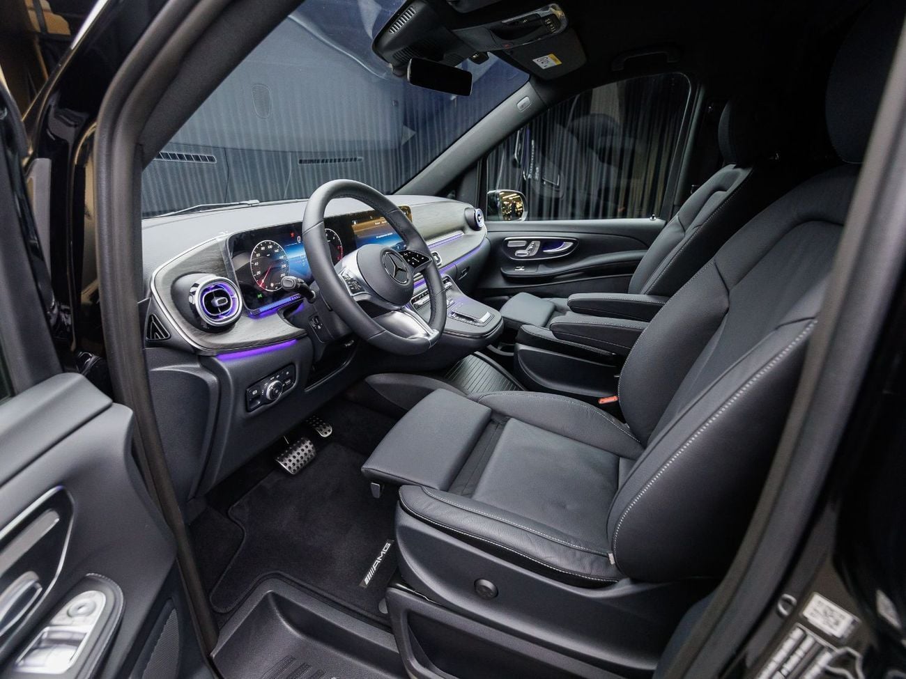 Mercedes Benz V300 AVANTGARDE MBS GRAVITY ZERO VIP