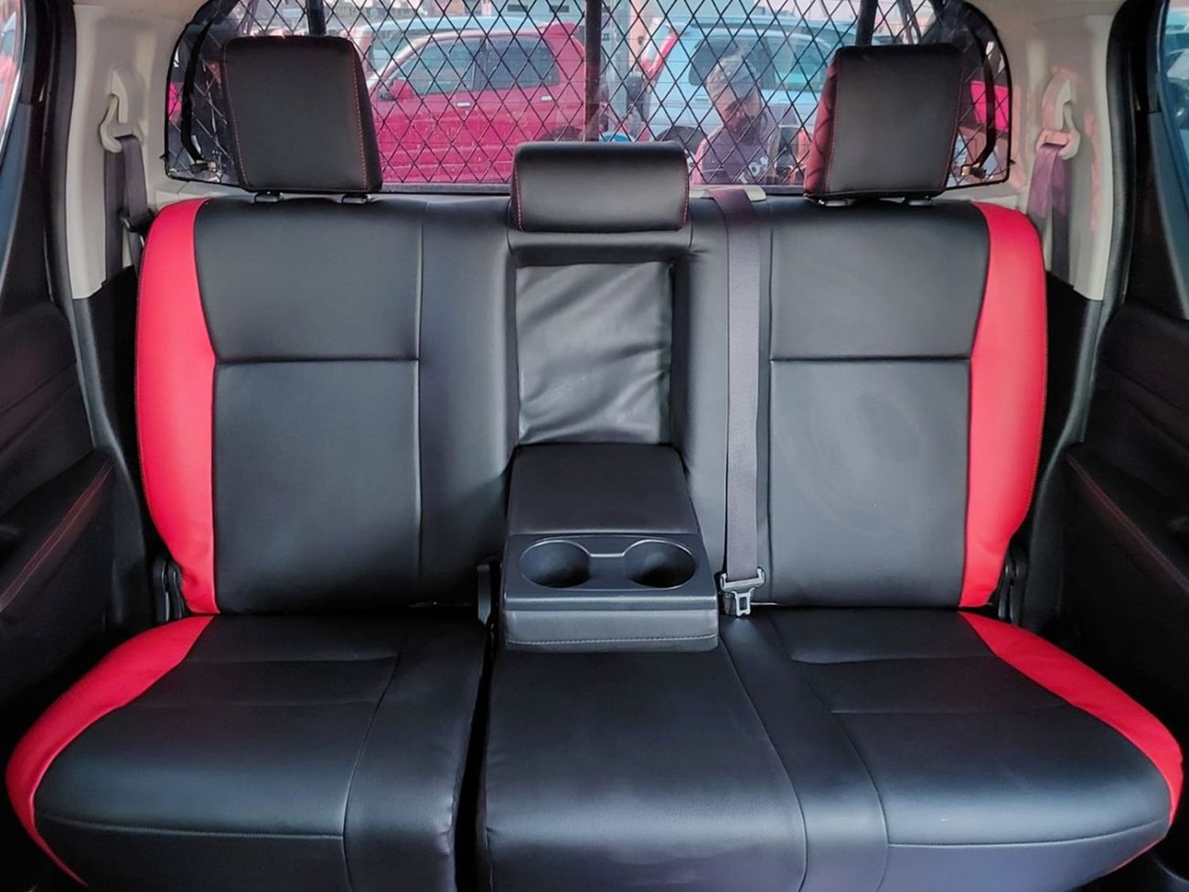 Toyota Hilux TOYOTA HILUX PICKUP RHD 2018 MODEL 2.8 L DIESEL AUTOMATIC(PM17843)