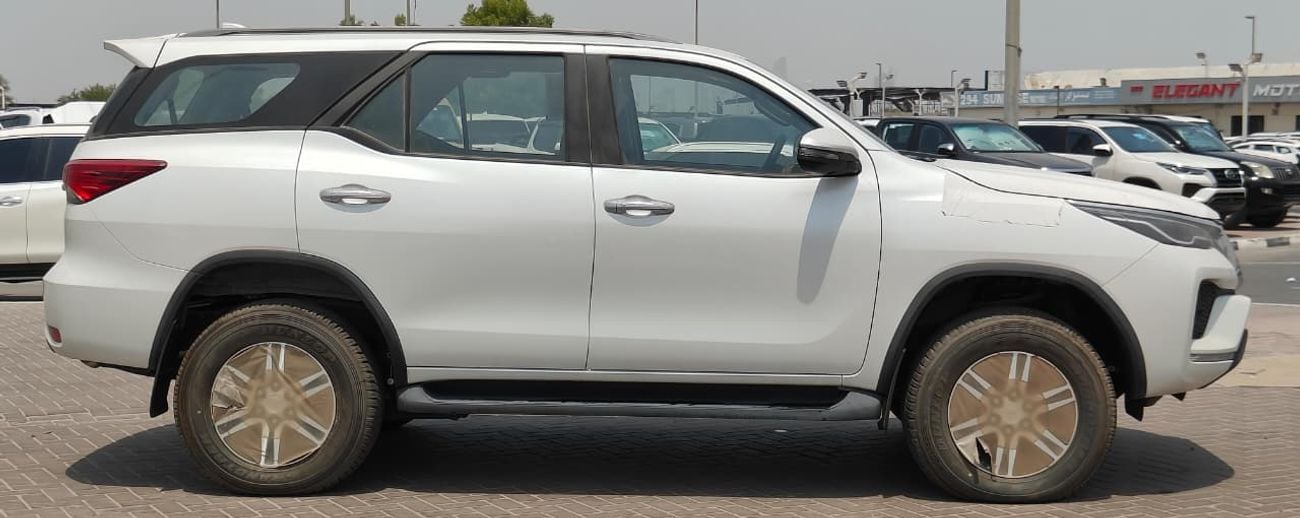 Toyota Fortuner 2024 Toyota Fortuner SR5 High-Option 7-Seater 2.4L 4-Cyl Turbo Diesel A/T 4x4 Export Only
