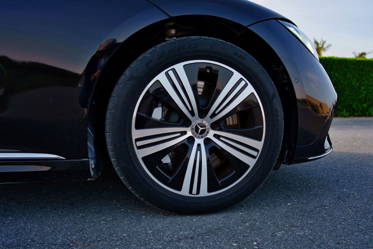 Mercedes-Benz EQE 350+