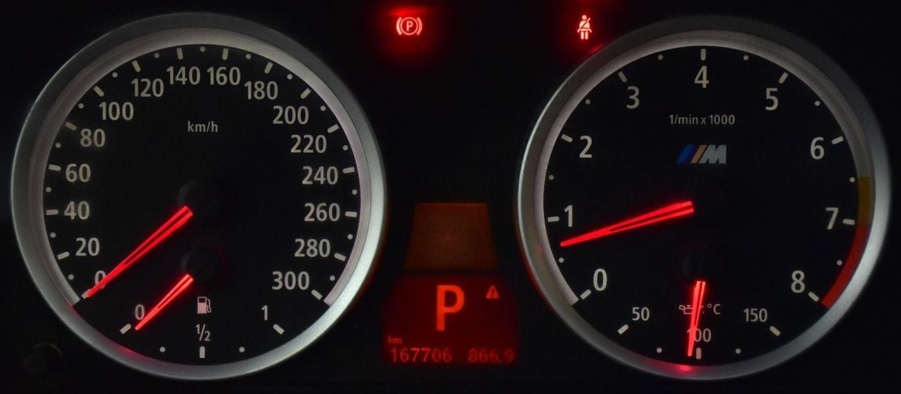 BMW X5M EXCELLENT DEAL for our BMW X5 M ( 2010 Model ) in White Color GCC Specs