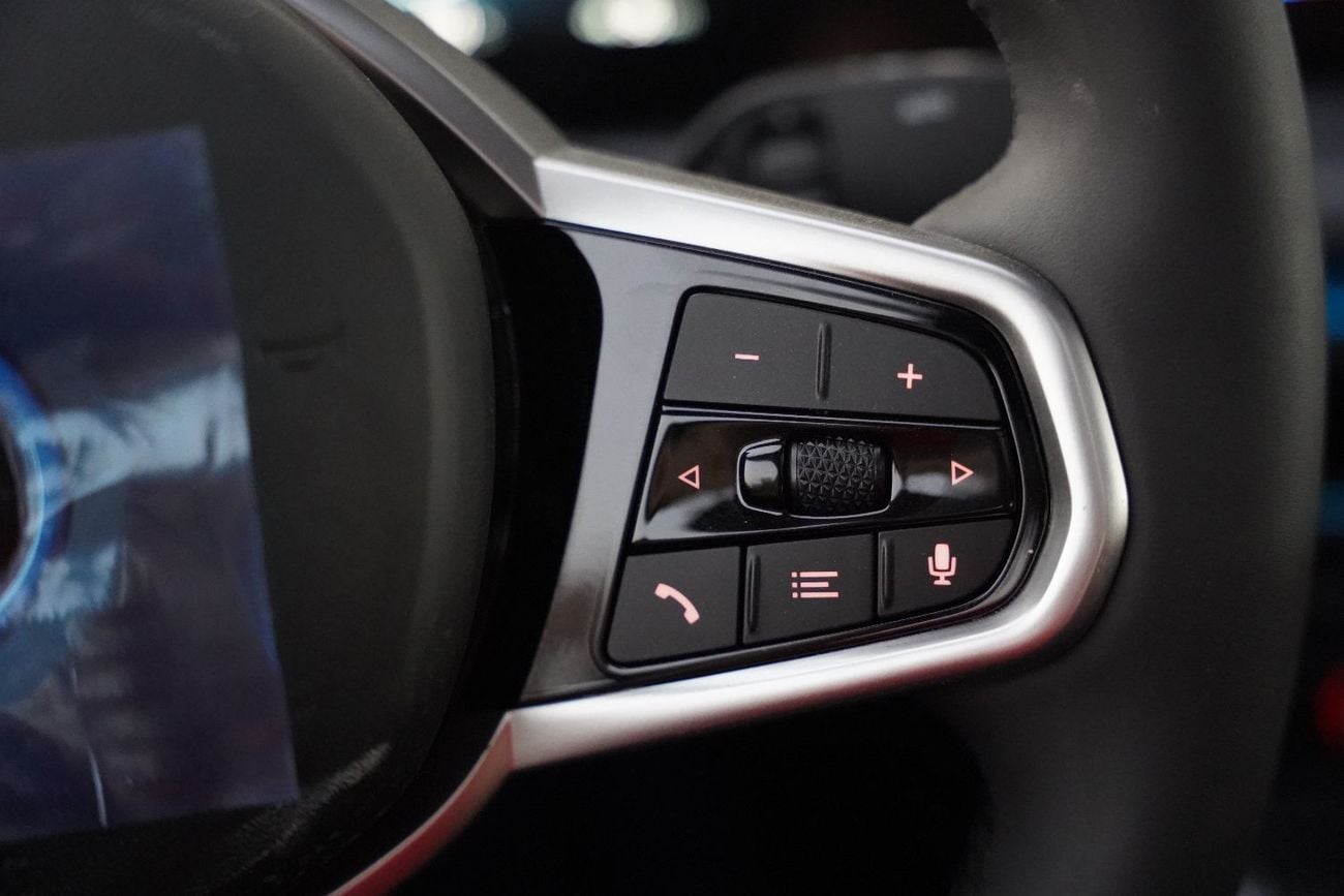 بي أم دبليو i3 EDRIVE35L (NON GCC) 2026 BMW e-Drive 35L M-Sport Package FWD 0Km