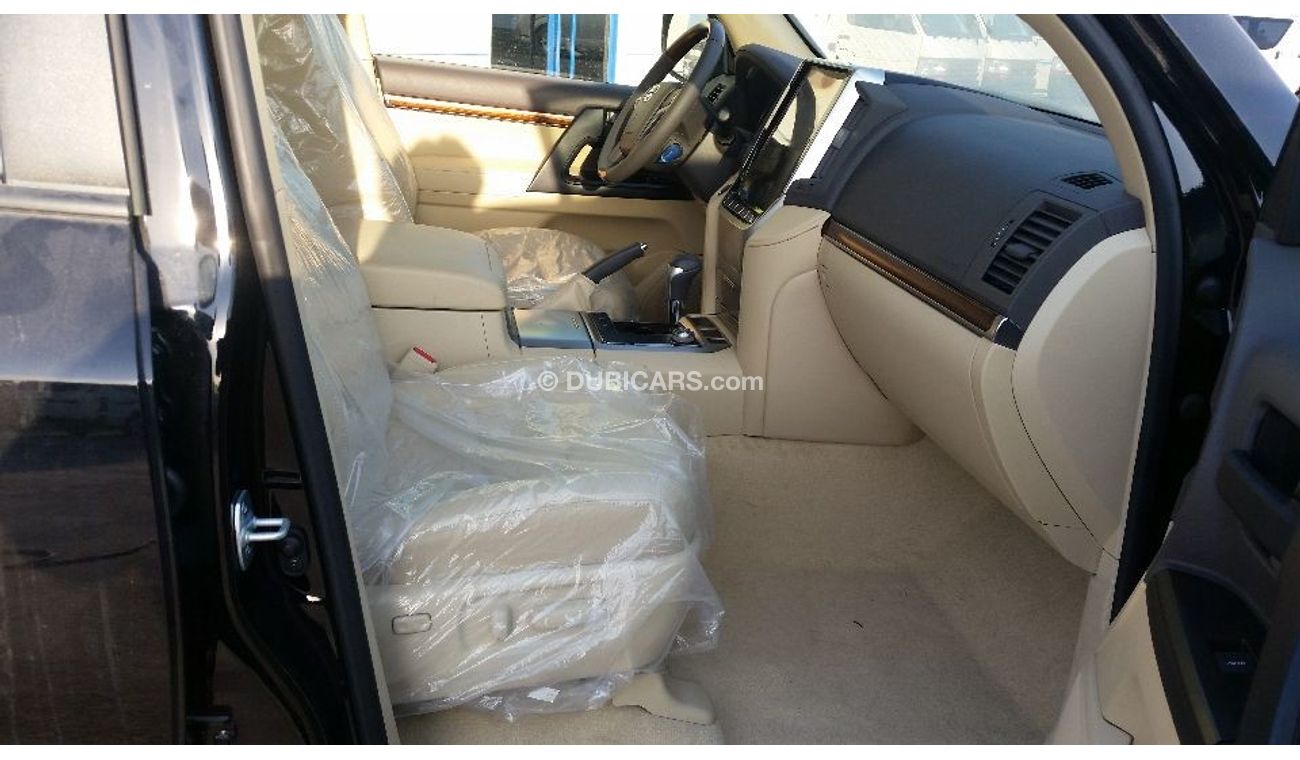 Toyota Land Cruiser GXR V8 Black Diesel 2020