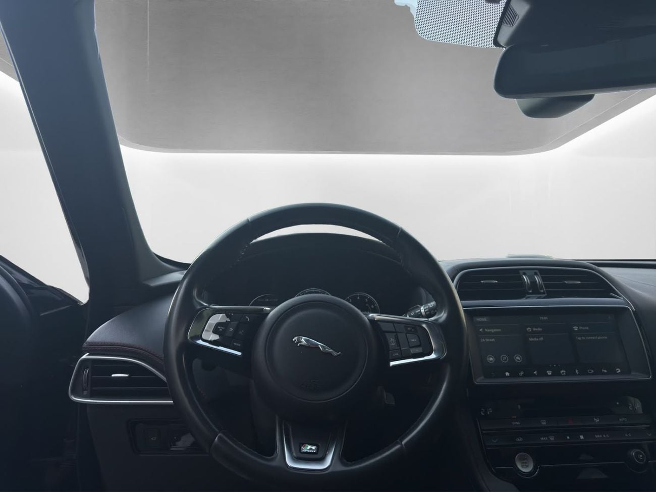 Jaguar F-PACE R-SPORT 2017 JAGUAR F-PACE R-SPORT | 3.0L V6 SUPERCHARGED