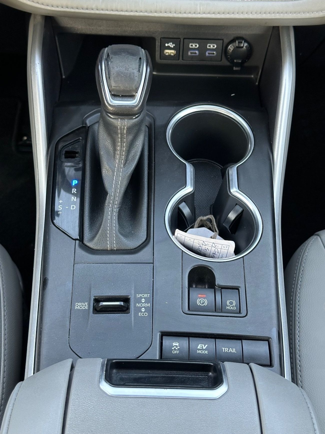 تويوتا هايلاندر GLE 2.5L