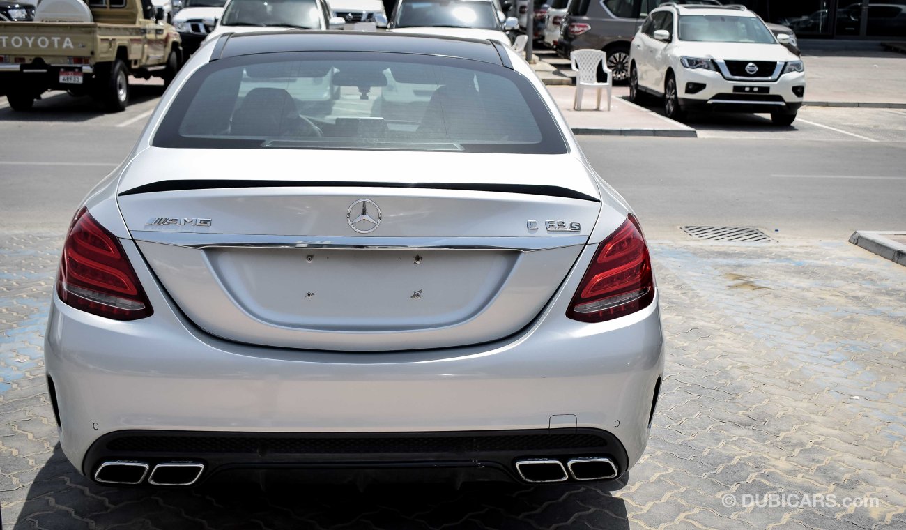 Mercedes-Benz C 63 AMG S Edition 1