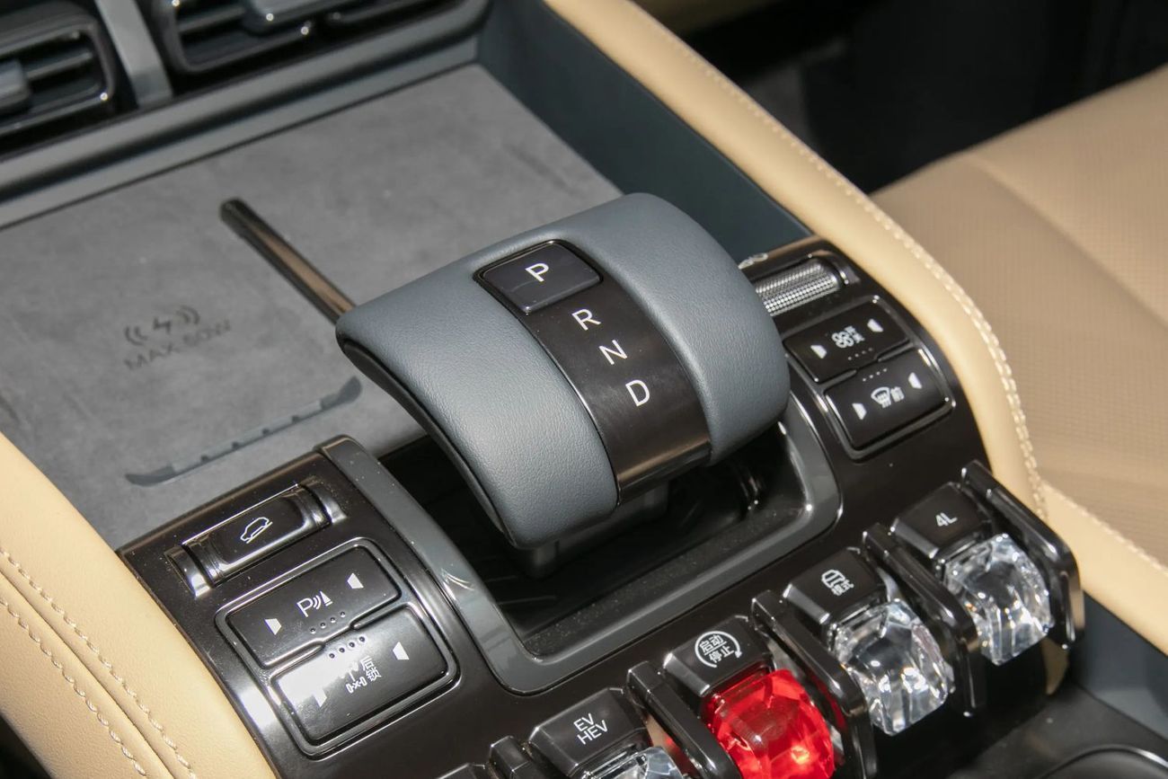 بي واي دي ليوبارد 5 Tianshen Intelligent Driving Ultra Edition