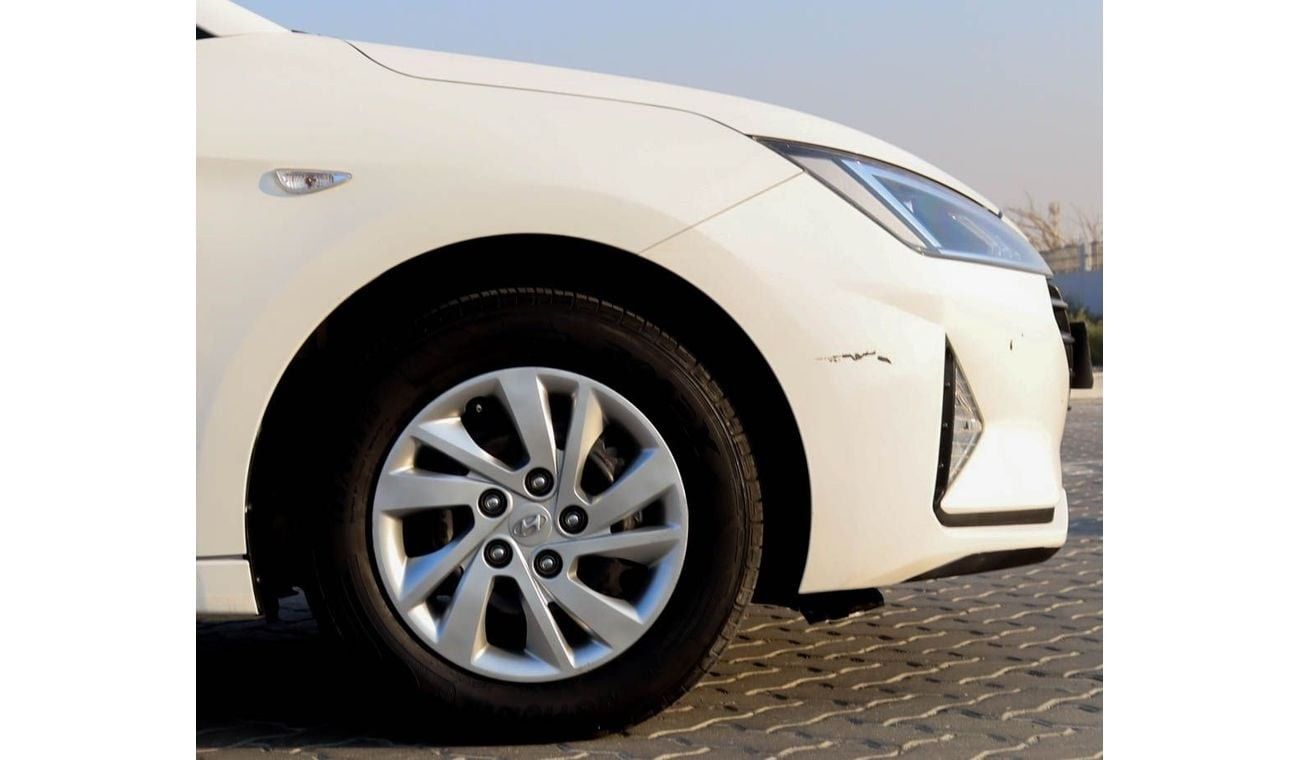 هيونداي إلانترا GL 1.6L Hyundai Elantra 1.6L 2020 GCC accident-free in excellent condition 812 P.M