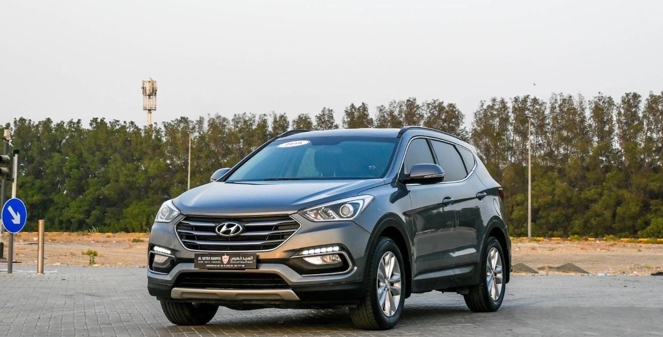 Hyundai Santa Fe HYUNDAI SANTAFE _ GL 2.4L _ GCC IN EXCELLENT CONDITION