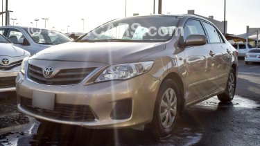 Toyota Corolla Xli 1 6 For Sale Aed 17 000 Gold 2011