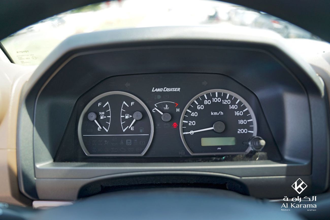 Toyota Land Cruiser Pick Up 2.8L Diesel | MANUAL TRANSMISSION | Single Cabin | 40th Anniversary Edition