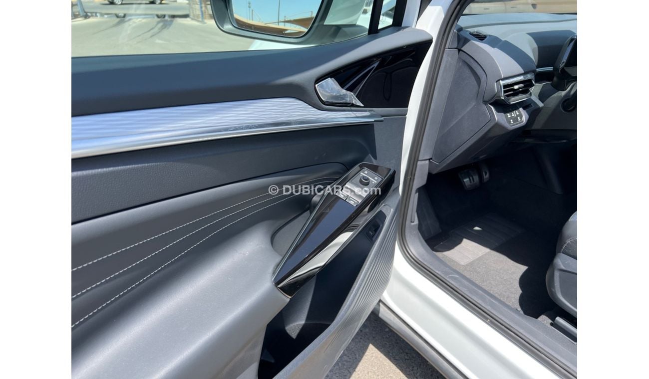 Volkswagen ID.4 Crozz VOLKSWAGEN ID4 Crozz PURE +