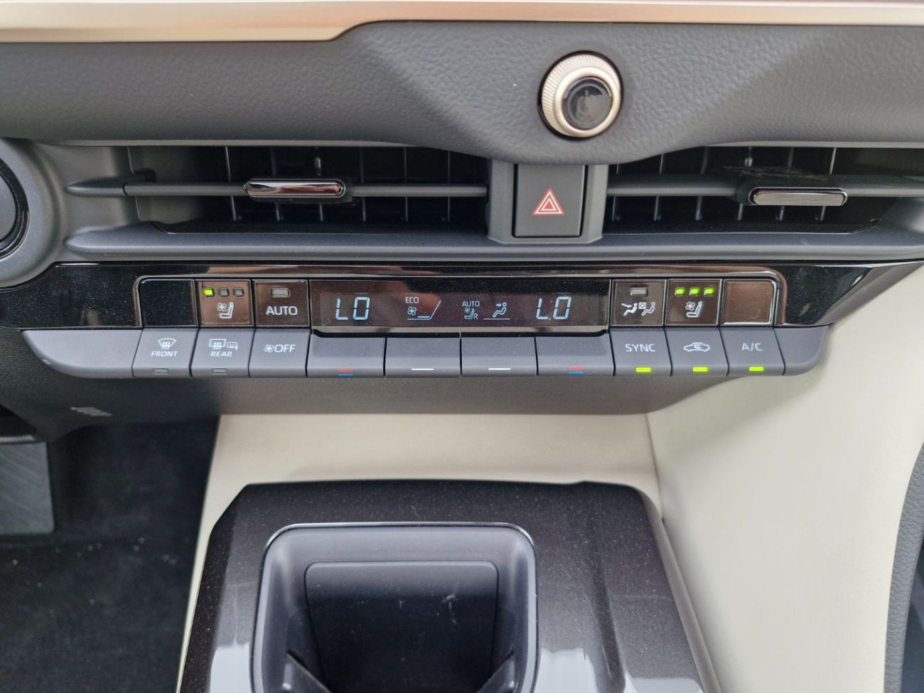 تويوتا كراون 2025 TOYOTA CROWN 2.5L HYBRID FWD GCC BRAND NEW 0KM