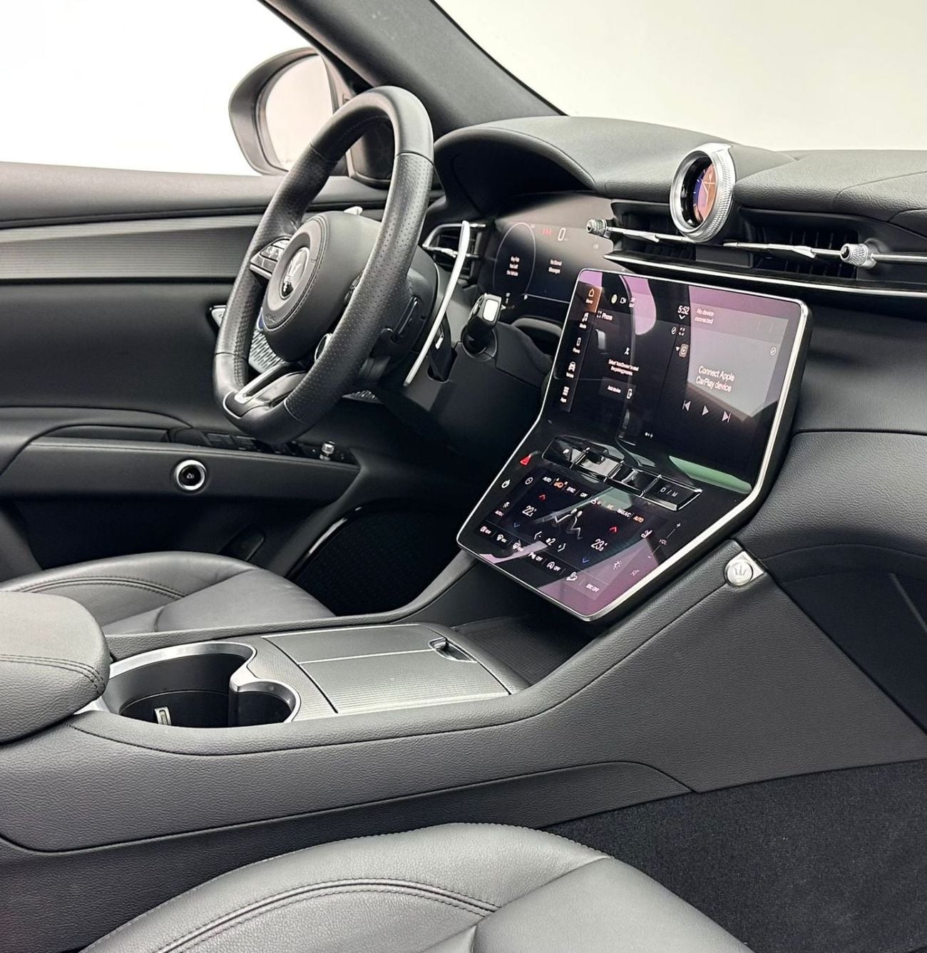 Maserati Grecale 2024 Maserati Grecale GT, Jan/2027 Maserati Warranty, Maserati Full Service History, GCC
