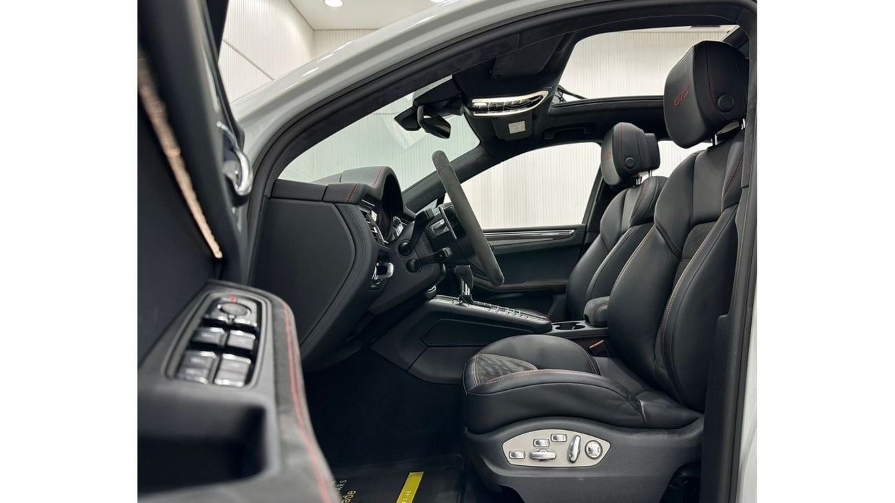 بورش ماكان 2021 Porsche Macan GTS, May 2025 Porsche Warranty, Full Options, Low Kms, Euro Specs