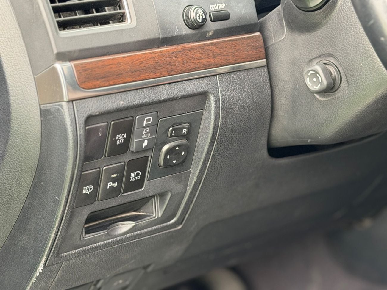 تويوتا لاند كروزر VXR+ 5.7L