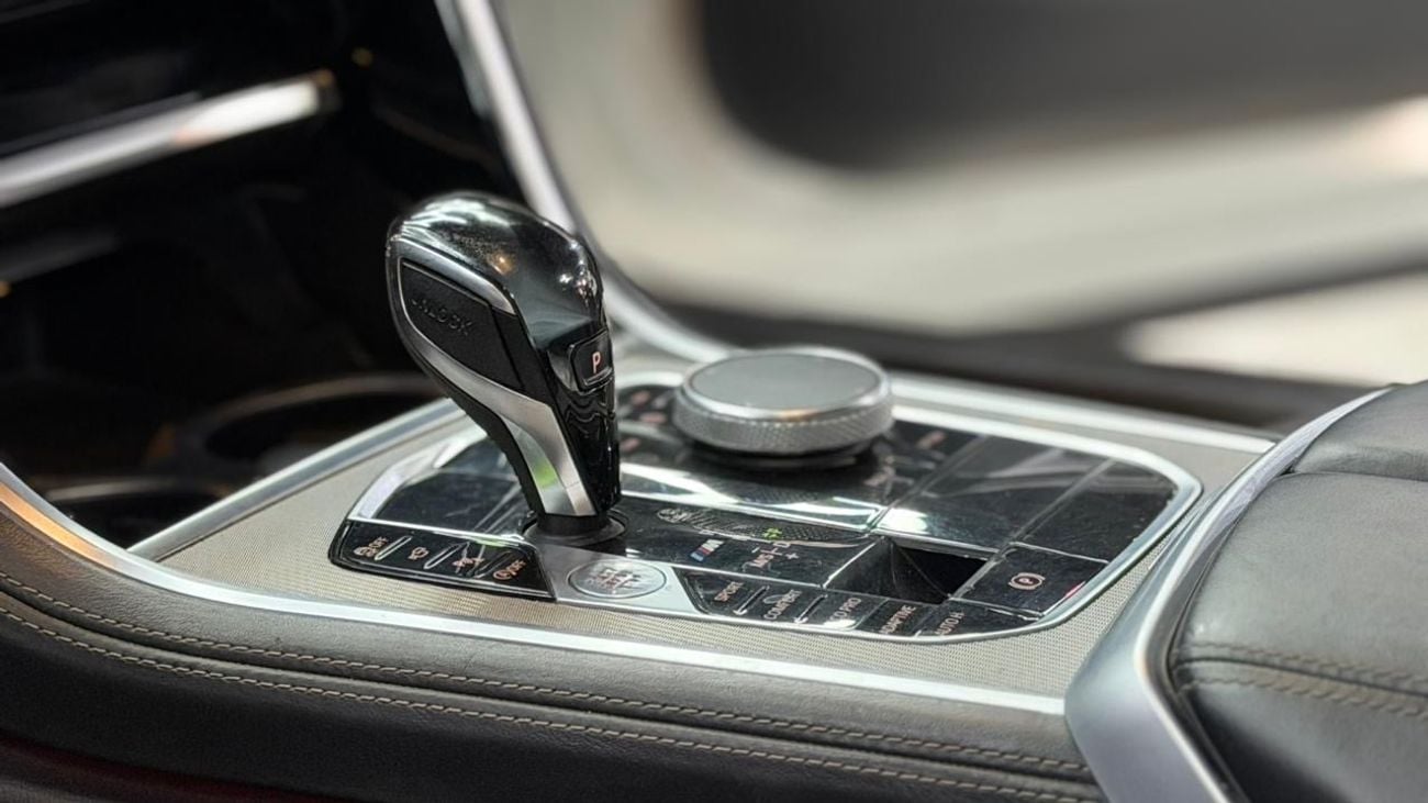 بي أم دبليو M850i Carbon Edition 4.4L