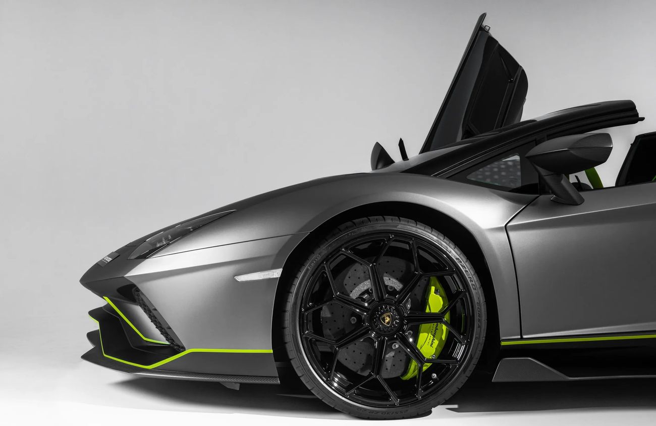 Lamborghini Aventador 6.5L V-12 Naturally Aspirated Engine | Warranty