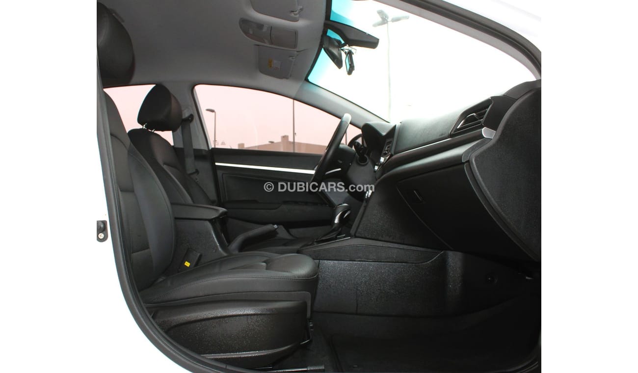 Hyundai Avante HYUNDAI AVANTE 2020 WHITE IMPORTED FROM KOREA EXCELLENT CONDITION WITHOUT ACCIDENT