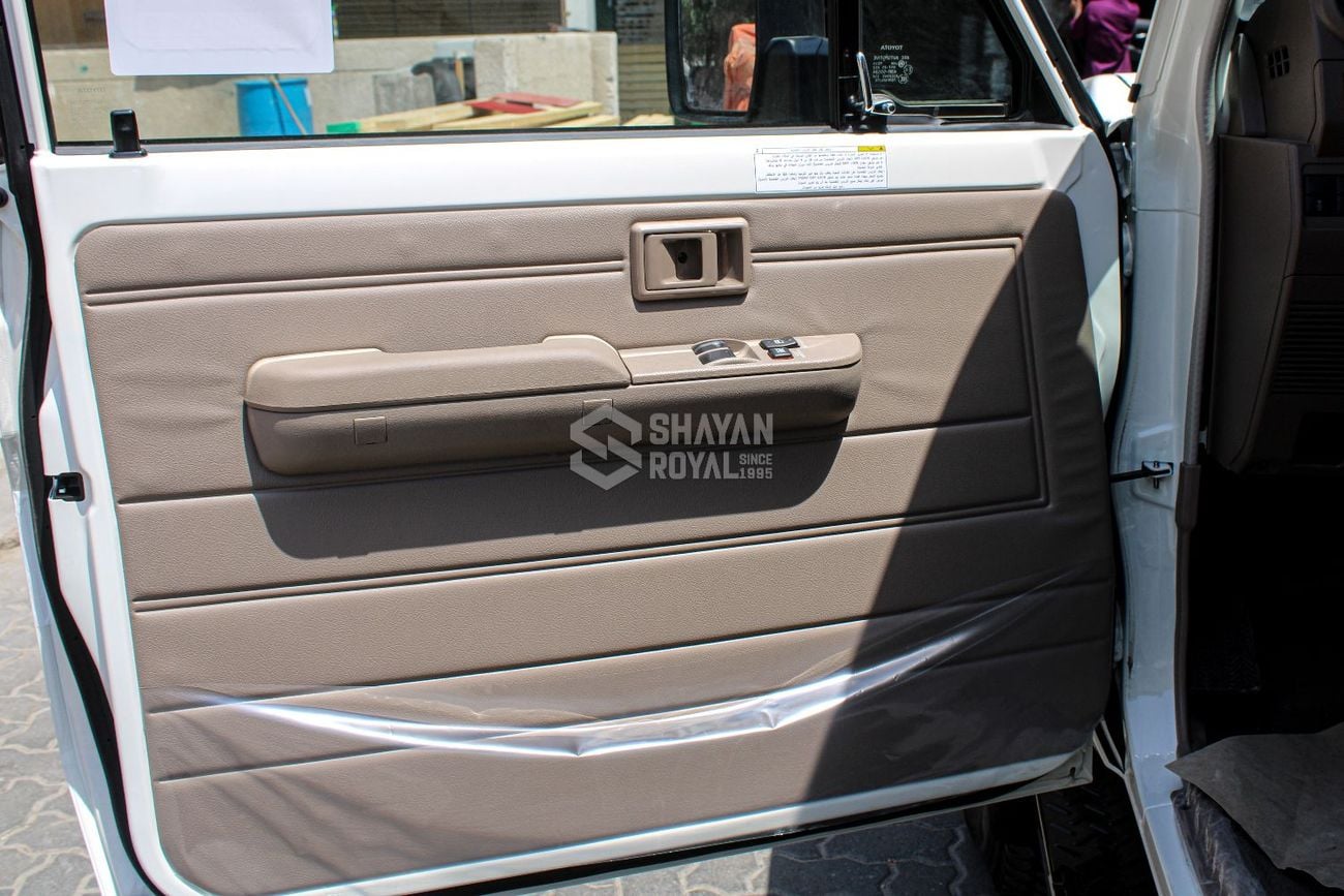 تويوتا لاند كروزر بيك آب LC79 2.8L DIESEL STANDARD-E SC AT 2026MY