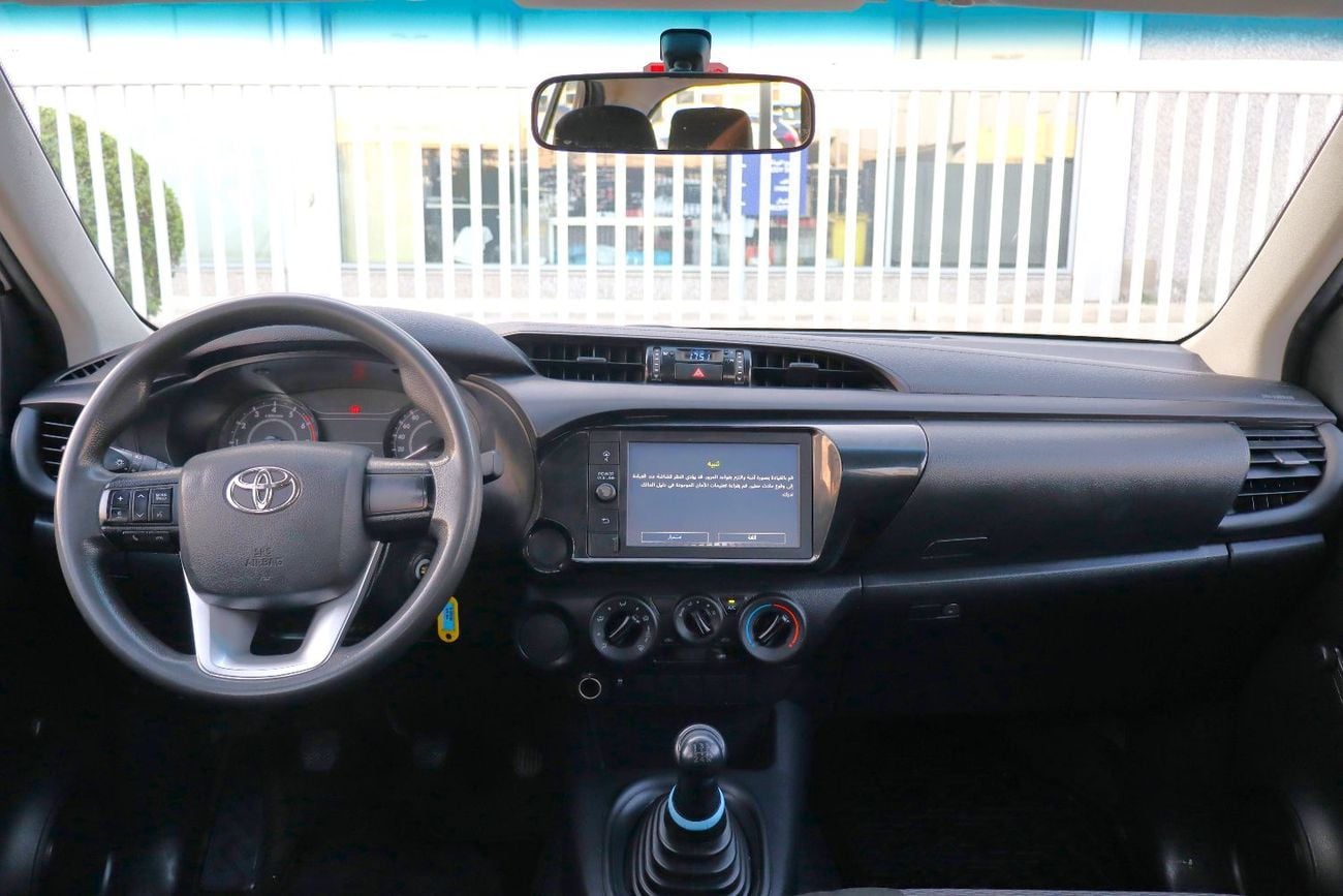تويوتا هيلوكس GL 2.7L Double Cab Utility