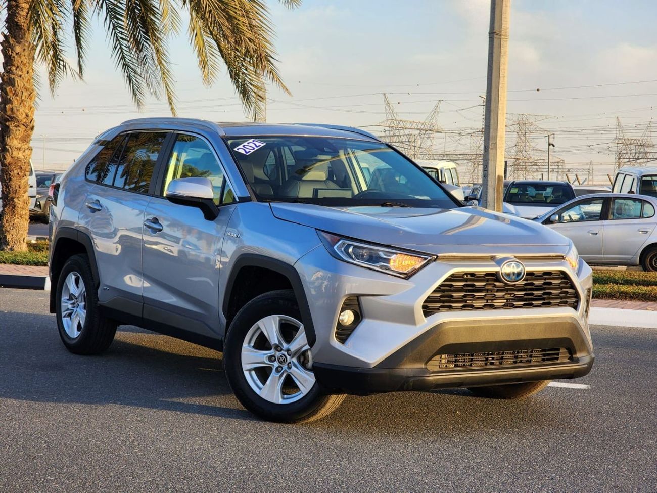 Toyota RAV4 TOYOTA RAV4 XLE HYBRID 2021 UAE OR EXPORT