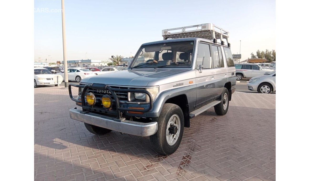 Toyota Land Cruiser Hard Top TOYOTA LAND CRUISER RIGHT HAND DRIVE (PM1305)