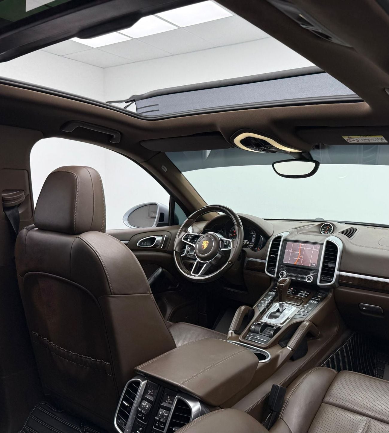 بورش كايان 2017 Porsche Cayenne Platinum Edition, Full Service History, Excellent Condition, GCC