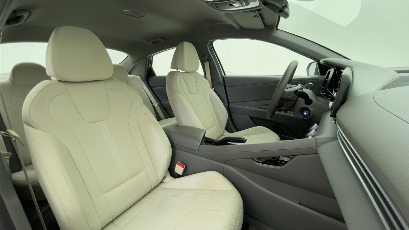 Hyundai Elantra SMART 1.6 | Zero Down Payment | Home Test Drive